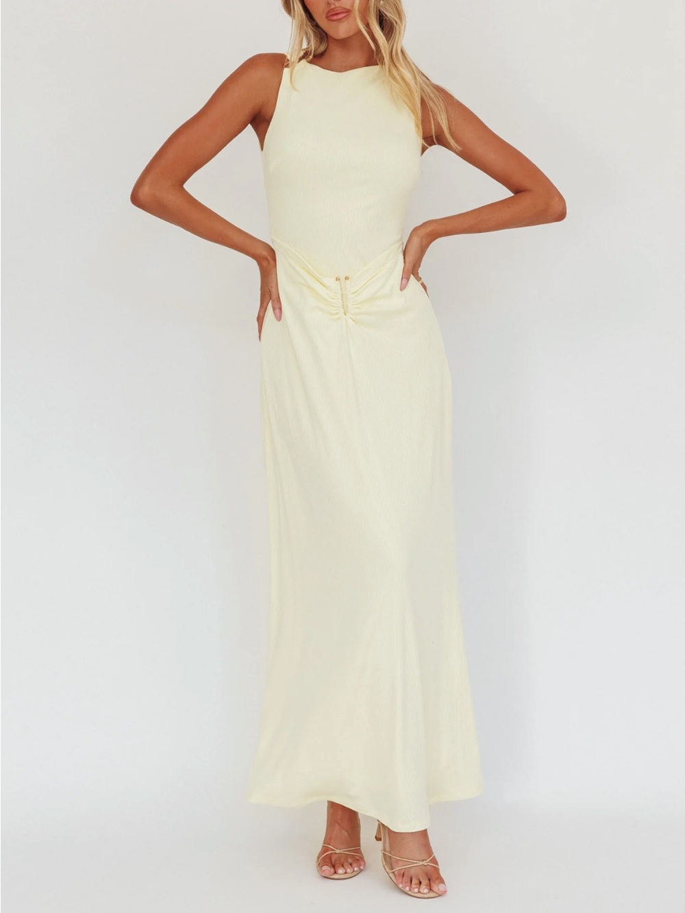 Selfie Leslie Sleeveless Yellow Maxi Dress S